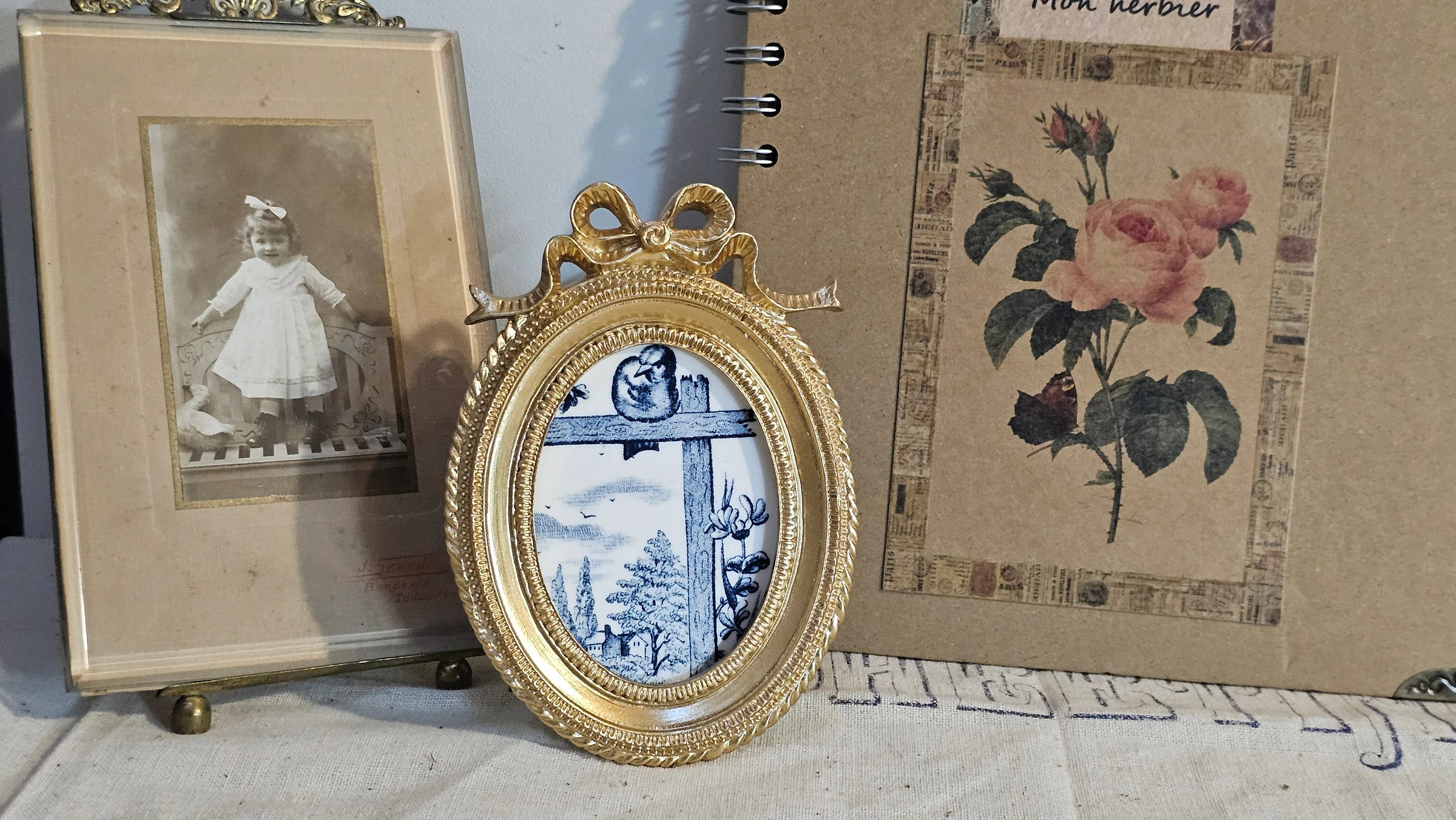 Iron Earth Salins Landscape Birds Plate Frame – photo 8